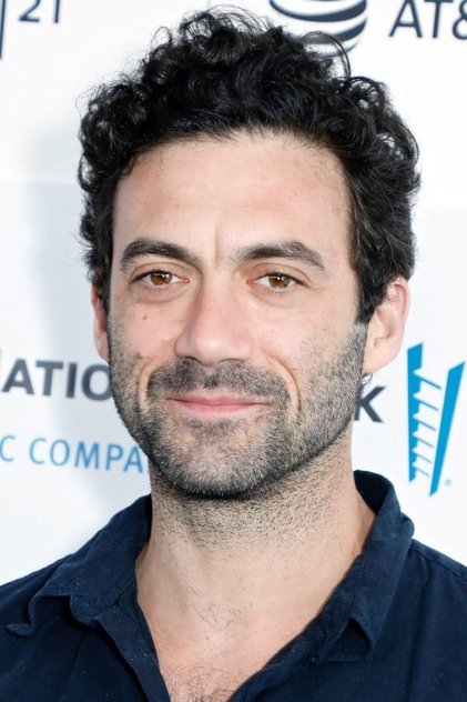 Morgan Spector oyuncu görseli