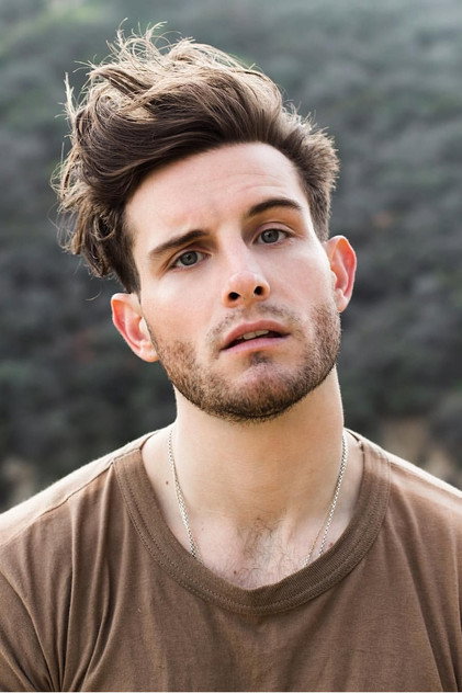 Nico Tortorella oyuncu görseli