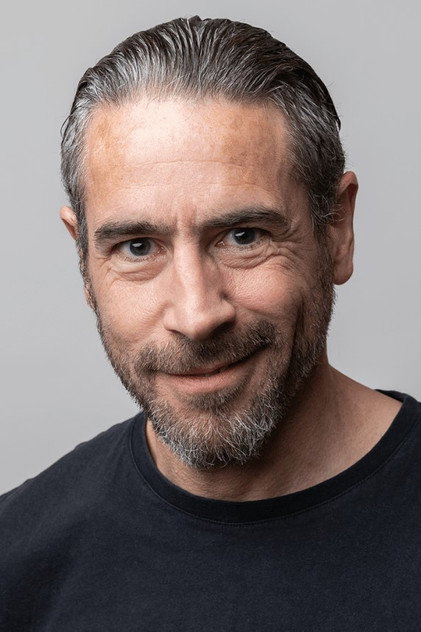 Ola Rapace oyuncu görseli