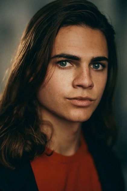 Oliver Watson oyuncu görseli