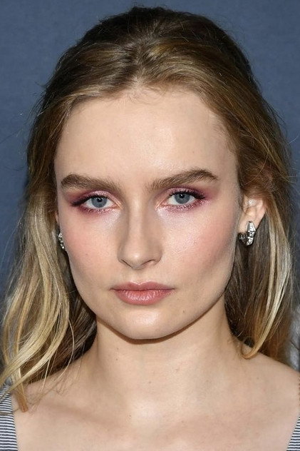 Olivia DeJonge oyuncu görseli