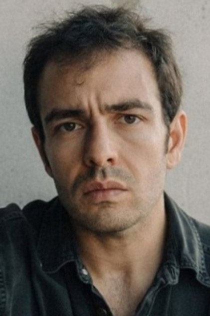 Özgür Cem Tuğluk oyuncu görseli