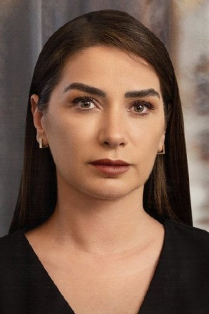 Öznur Kula oyuncu görseli