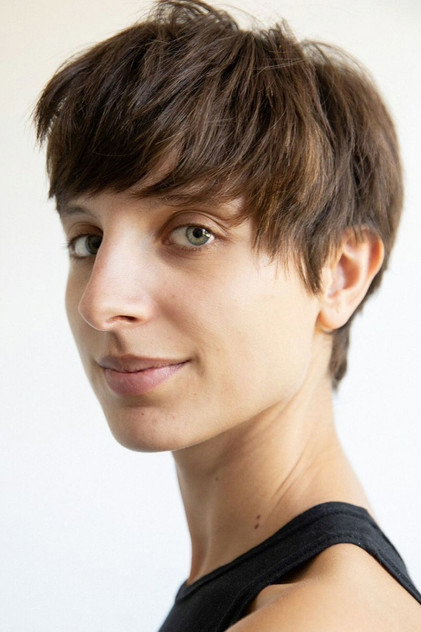 Paula Luchsinger oyuncu görseli
