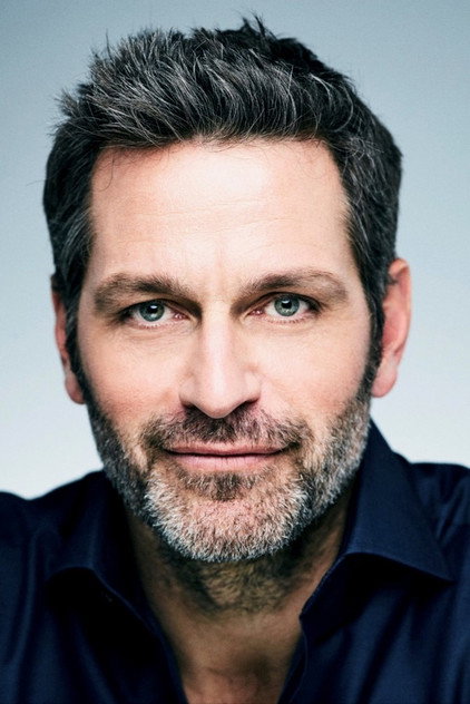 Peter Hermann oyuncu görseli