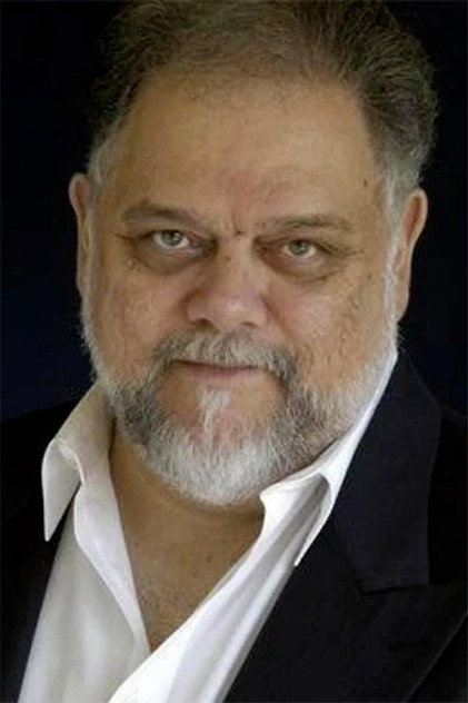 Peter Spellos oyuncu görseli