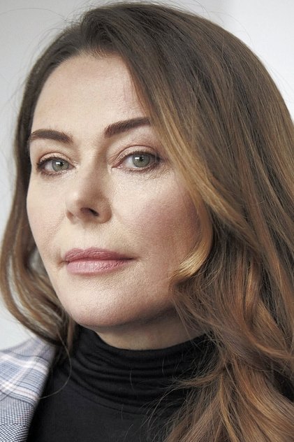 Polly Walker oyuncu görseli