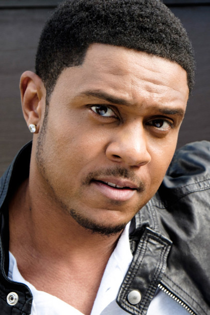 Pooch Hall oyuncu görseli