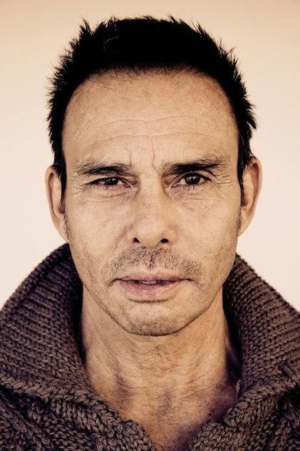 Raoul Max Trujillo oyuncu görseli