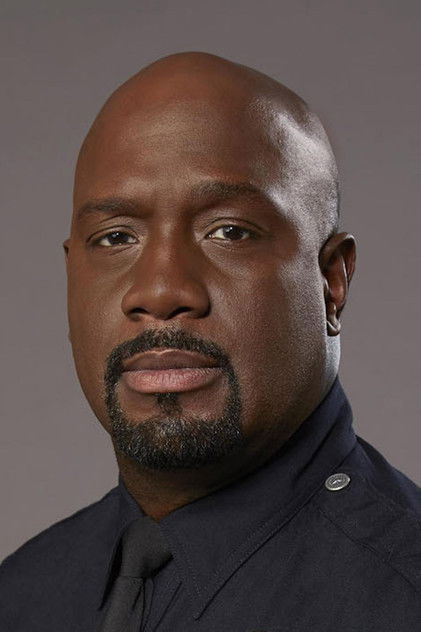 Richard T. Jones oyuncu görseli