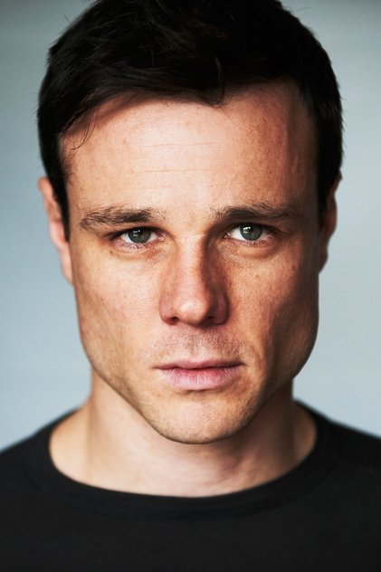 Rupert Evans oyuncu görseli