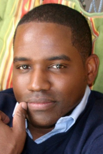 Russell B. McKenzie oyuncu görseli