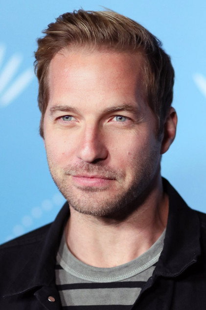 Ryan Hansen oyuncu görseli