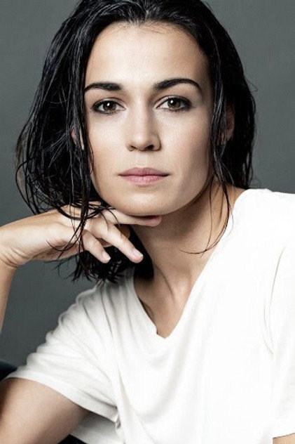 Sara Rivero oyuncu görseli