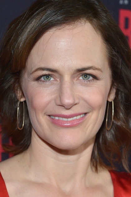 Sarah Clarke oyuncu görseli