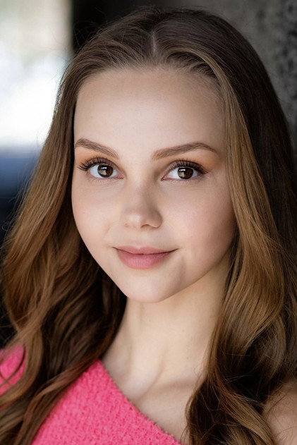 Savannah Lee Nassif oyuncu görseli