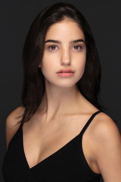 Selin Çuhadaroğlu oyuncu görseli