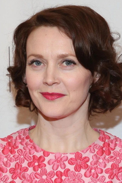 Simone Kirby oyuncu görseli