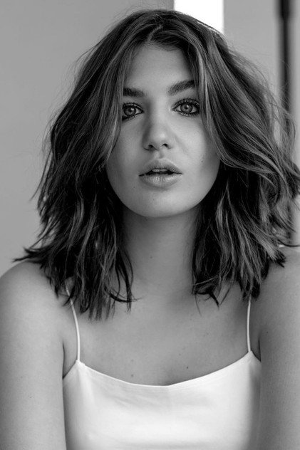 Sophie Nélisse oyuncu görseli