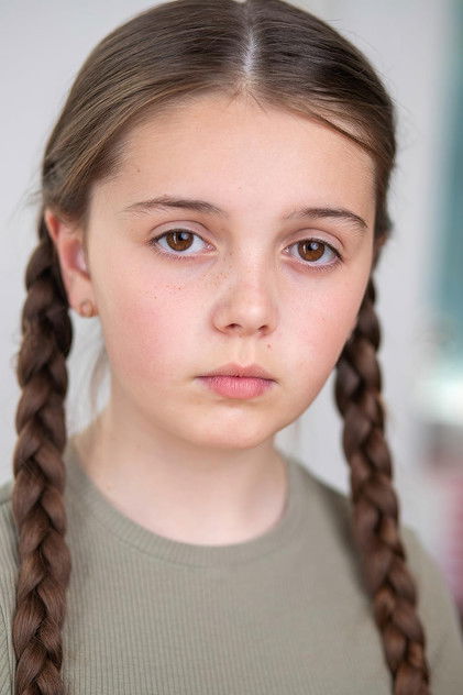Sophie Sloan oyuncu görseli