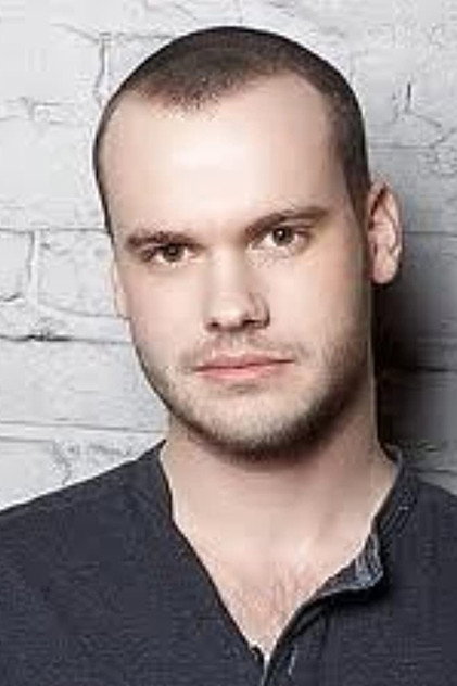 Stephen Louis Grush oyuncu görseli