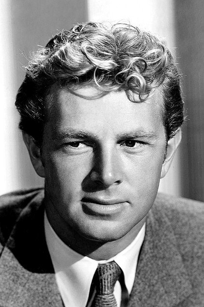 Sterling Hayden oyuncu görseli