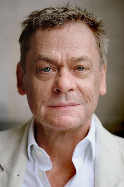 Sylvester Groth oyuncu görseli