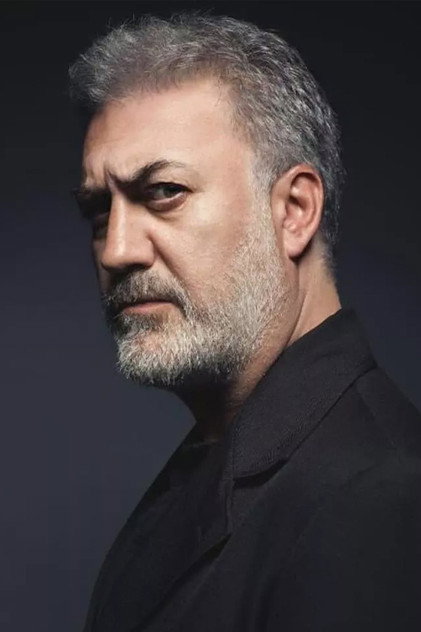 Tamer Karadağlı oyuncu görseli