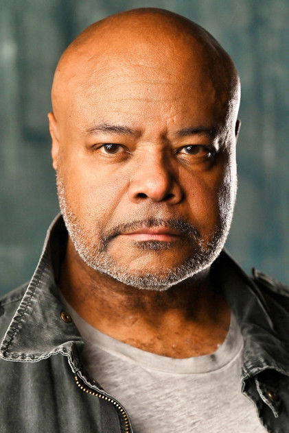 Terence Bernie Hines oyuncu görseli