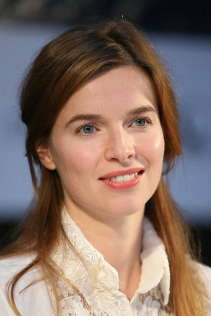 Thekla Reuten oyuncu görseli