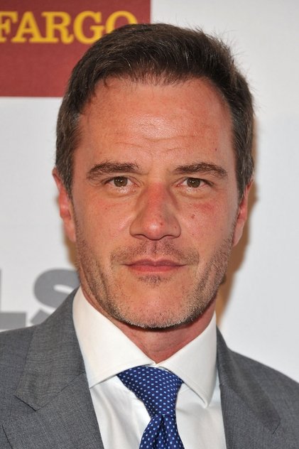 Tim DeKay oyuncu görseli