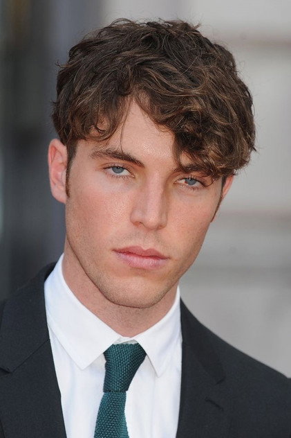 Tom Hughes oyuncu görseli