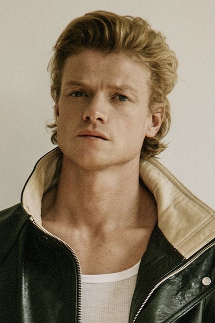 Tom Rhys Harries oyuncu görseli