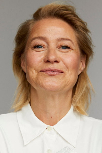 Trine Dyrholm oyuncu görseli