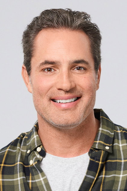 Victor Webster oyuncu görseli
