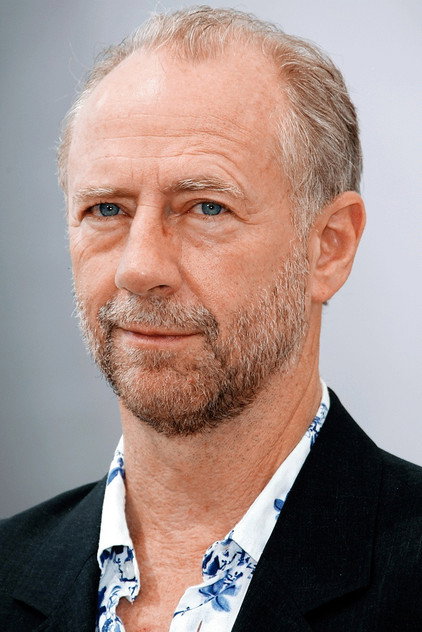 Xander Berkeley oyuncu görseli
