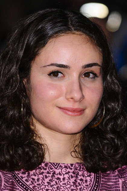 Yasmin Paige oyuncu görseli